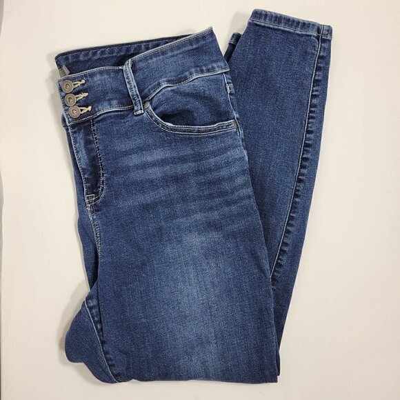 Torrid Women's Super Soft Dark Wash High Rise Jegging Size 18s (Short) - Picture 4 of 13